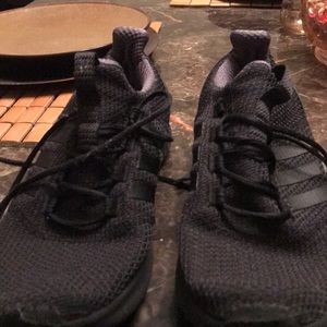 Men’s black Addis’s sneakers